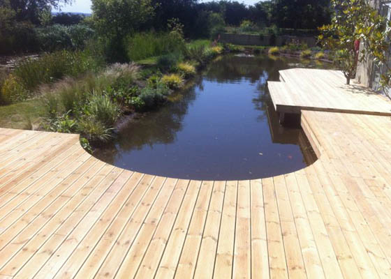 Photo Harwood Carpentry Limited Salisbury Wiltshire hardwood decking